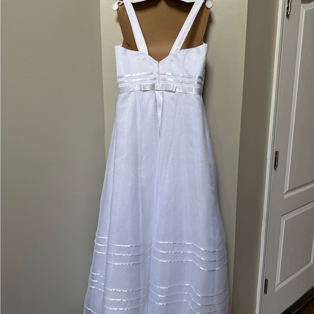 Davids Bridal | EUC Strapless Wedding Dress | 16 - Picture 10 of 11